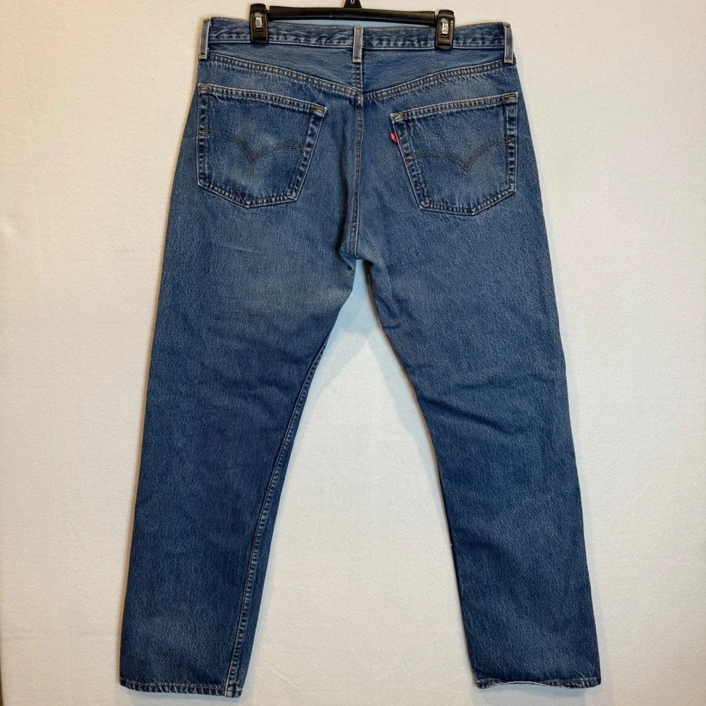 Vintage Y2K Levis 501 Mens 38x32 Made in USA Blue Straight Leg‎ Button Fly Jeans